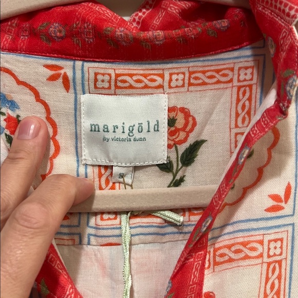 Victoria Dunn White and Coral Patterned Short-Sleeve dress - Picture 2 of 4